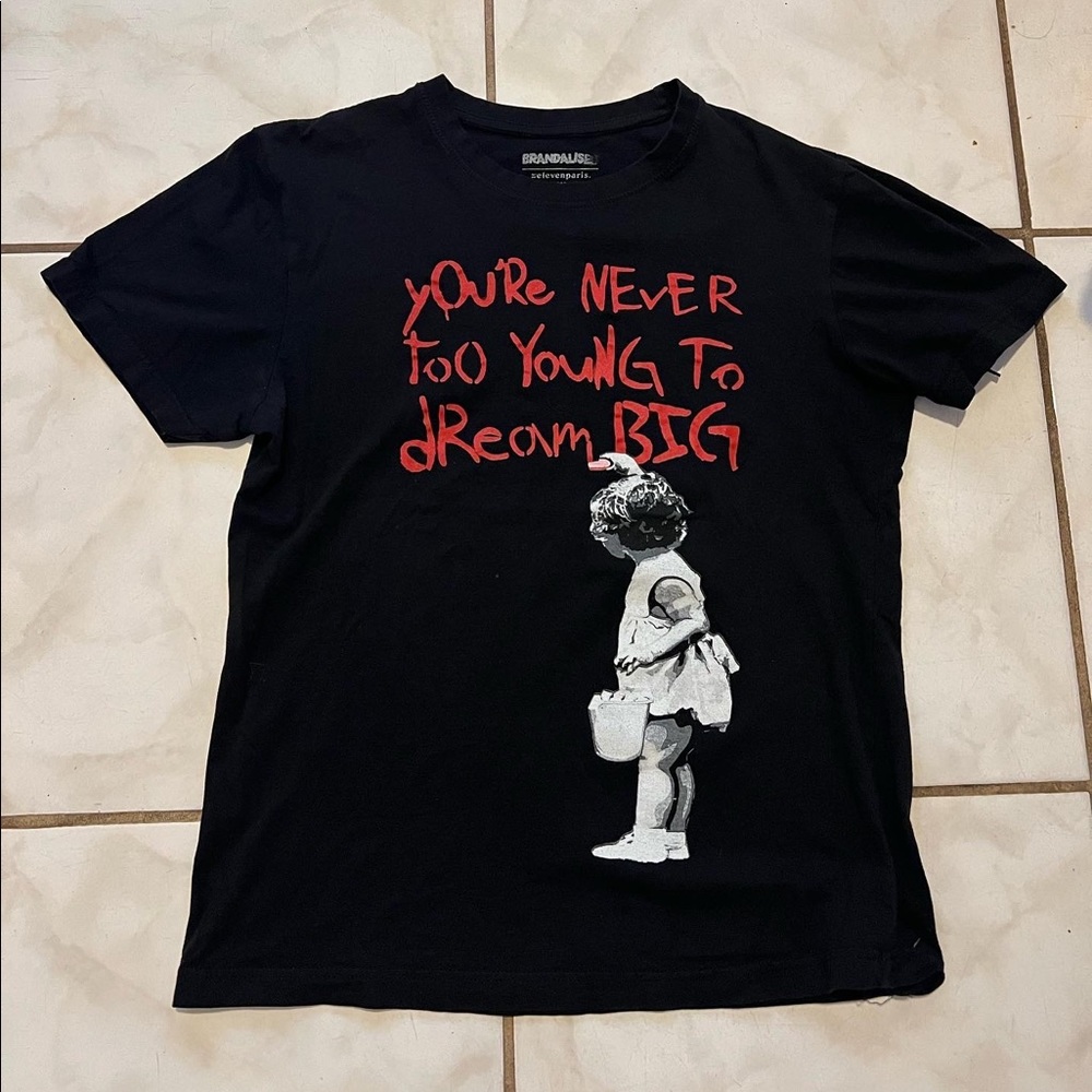 Street art shirt